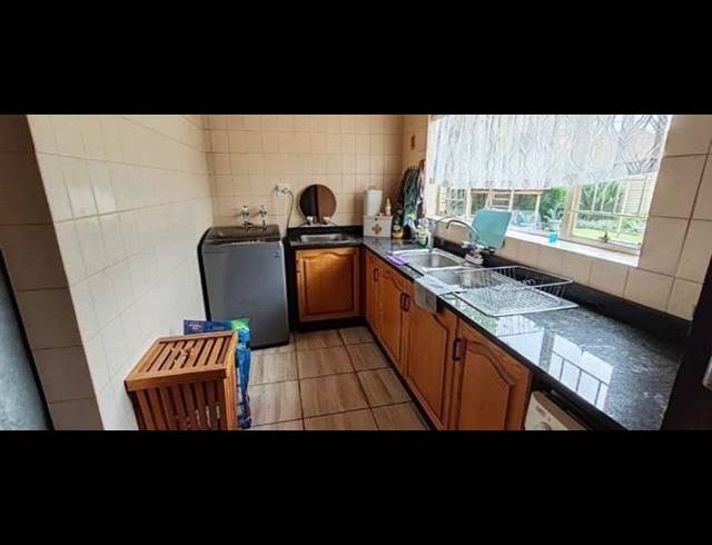3 BEDROOM HOUSE FOR SALE IN VANDERBIJLPARK SE 4